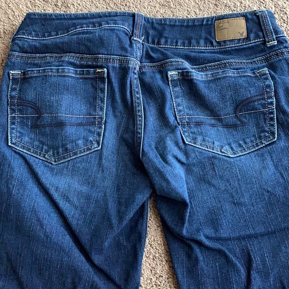 Women’s Crop American Eagle Jeans - Picture 5 of 5